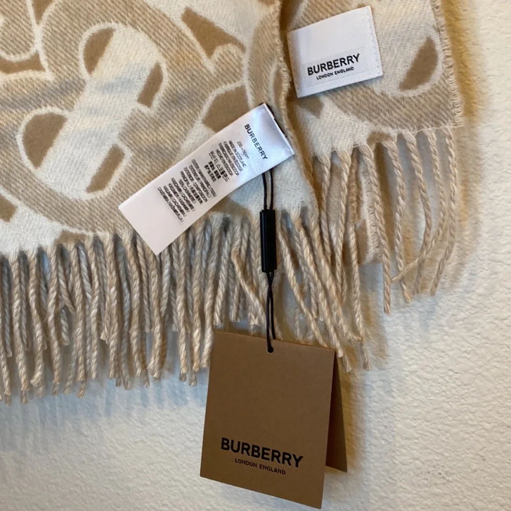 Authentic Burberry TB monogram jacquard cashmere scarf, NWT - Picture 3 of 8